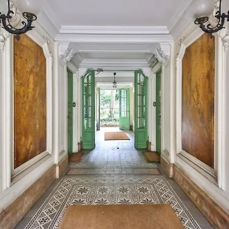 Charming Superb Location In 7th District Apartment